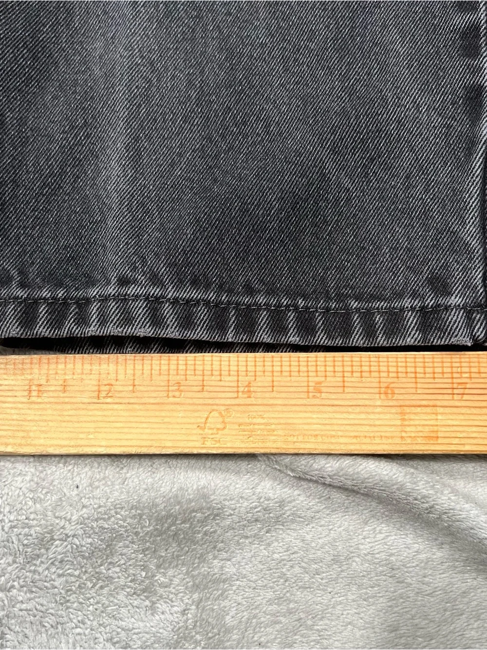 Vintage Levi's 505 Regular Fit Jeans Mens 32x28 Black Skater Grunge Denim Y2K